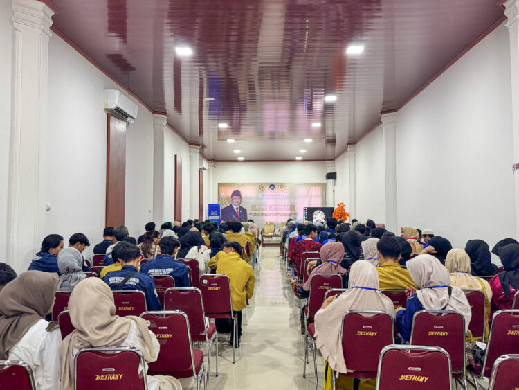 Ikuti Sosialisasi Makan Bergizi Gratis, Mahasiswa Sambut Kedatangan BGN dan Anggota Komisi IX DPR RI