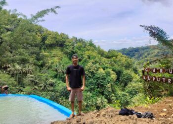 Ahmad Fauzan di Wisata Curug Kaputren, Purworejo Jawa Tengah - Dokumentasi/Anggraena