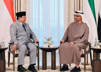 Presiden Republik Indonesia (RI) Prabowo Subianto dan Presiden Persatuan Emirat Arab (PEA) Sheikh Mohamed bin Zayed Al Nahyan (MBZ) melakukan pertemuan bilateral kedua pemimpin negara yang digelar di Istana Qasr Al Shatie, Abu Dhabi, pada Rabu, 9 April 2025. Foto: BPMI Setpres/Laily Rachev
