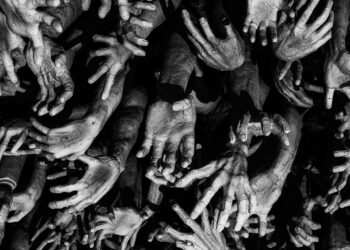 Ilustrasi Gambar Keluhan Orang Tua Pekerja yang Diduga Tak dibayar Gajinya Secara Penuh oleh PT Velasto Indonesia - Pixabay/adnkale