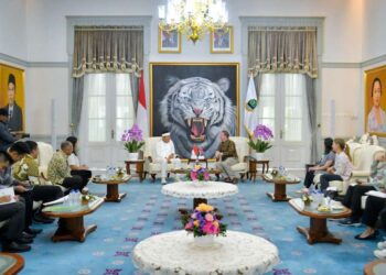 Gubernur Jabar Dedi Mulyadi bertemu perwakilan Kedubes Inggris di Bale Pakuan, Kota Bandung - Humas Jabar