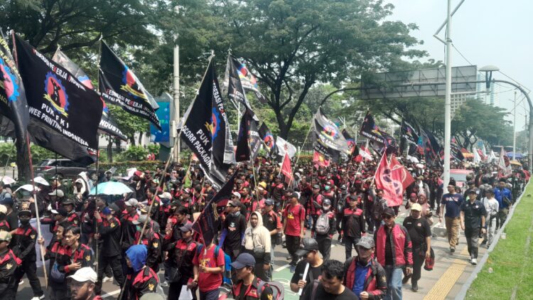 Federasi Pekerja Industri (FKI) di Hari Buruh Internasional - Intiporia/Raka Purnama