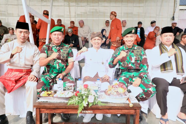 Hari Pendidikan, Pemkab Purwakarta Resmi Larang Anak Pakai HP - Pemkab Purwakarta