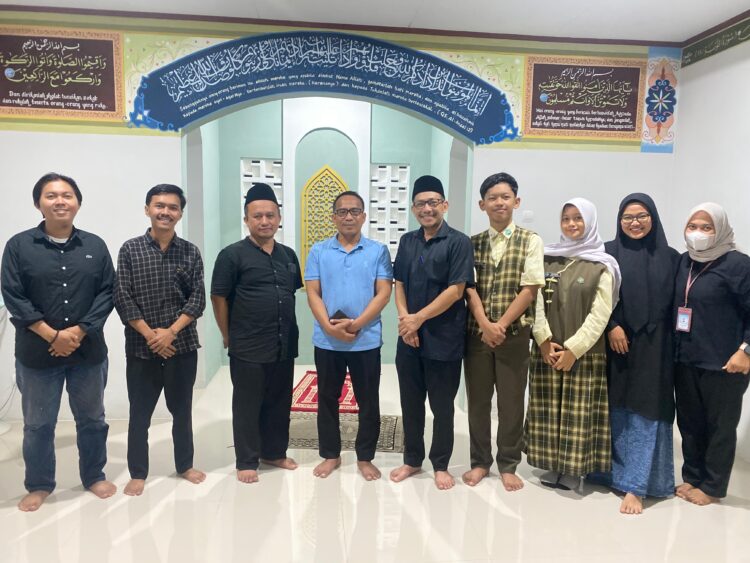 Disporaparbud Kabupaten Purwakarta bersama UPT Sanggar Kegiatan Belajar (SKB) menyelenggarakan majelis reboan di kantor SKB Purwakarta - Intiporia