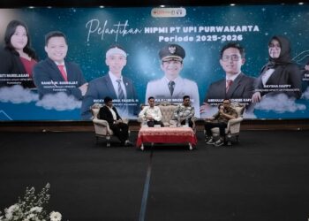 Pelantikan HIPMI PT UPI Purwakarta dan talkshow inspiratif bersama Gilang Prawira Kusumah - HIPMI/Anggraena