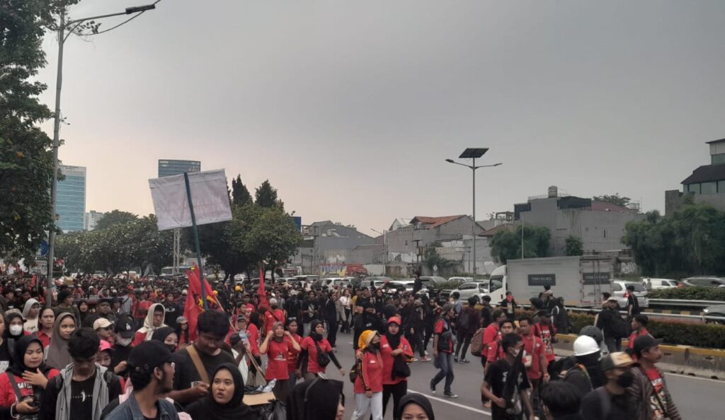 Hari Buruh Internasional di Gedung DPR RI, 1 Mei 2025 - Dok. Intiporia