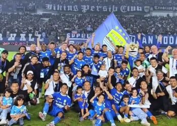 Persib Bandung vs Barito Putera di laga pekan ke-32 Liga 1 2024/25 di Stadion Gelora Bandung Lautan Api, Jumat 9 Mei 2025 - Tangkapan Layar (Instagram/Persib)