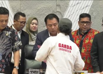 KOMISI V DPR RI RDPU DENGAN DRIVER APLIKASI TRANSPORTASI ONLINE usai aksi demo ojol - Tangkapan Layar (YouTube/TVR Parlemen)