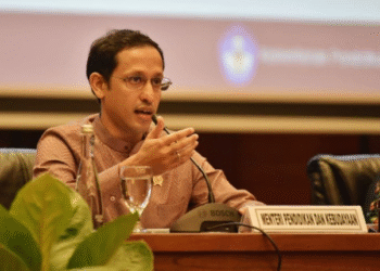 Nadiem Makarim saat menjadi Mendikbudristek. [Dok Kemendikbud]