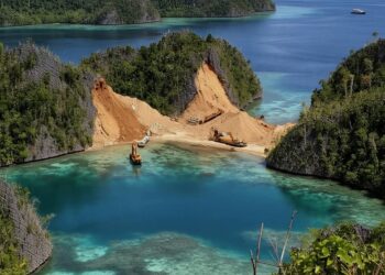 Perusahaan tambang di Raja Ampat - Dok. Greenpeace