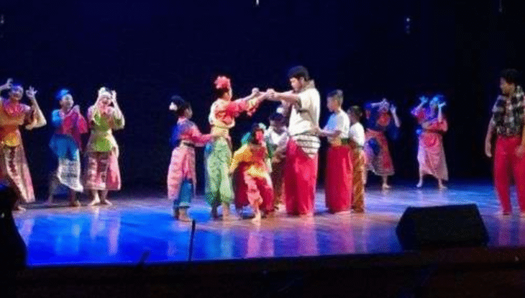 Resmi Digelar, Festival Permainan Rakyat Jawa Barat Berlangsung Meriah - Humas Jabar