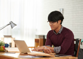 Tips cara menulis footnote