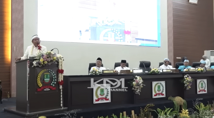 Gubernur Jawa Barat Dedi Mulyadi pada Rapat Paripurna Hari Jadi Karawang ke-392