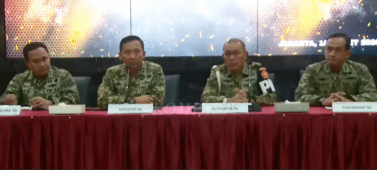 TNI Tahan 4 Terduga Pelaku Penyiraman Air Keras Aktivis KontraS Andrie Yunus