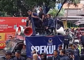 Aksi Unjuk Rasa Kader Partai NasDem di Kantor Tempo - Gambar: Tangkapan Layar (Instagram/Tempodotco)