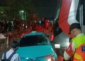 Taksi hijau yang terlibat tabrakan maut kereta di Bekasi Timur. Foto: Istimewa