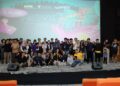 ntusiasme yang tertangkap dalam foto ini mencerminkan semangat kolaborasi kuat antara KPK RI dan KOPEL serta sambutan hangat dari generasi muda urban Bandung untuk menyuarakan pesan-pesan antikorupsi melalui media film di Bandung Creative Hub. Dok. Kopel