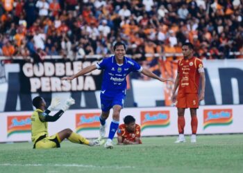 Pemain PERSIB Adam Alis melakukan selebrasi - Dok. PERSIB.co.id