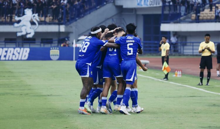 Review: PERSIB Amankan Kemenangan dari PSIM - Dok. Persib.co.id