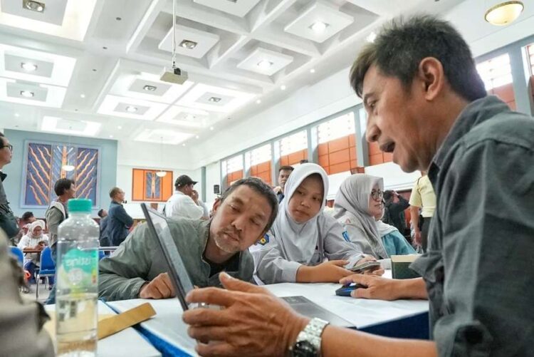 pengisian data Pemetaan Calon Murid Baru (PCMB) - Humas Jabar
