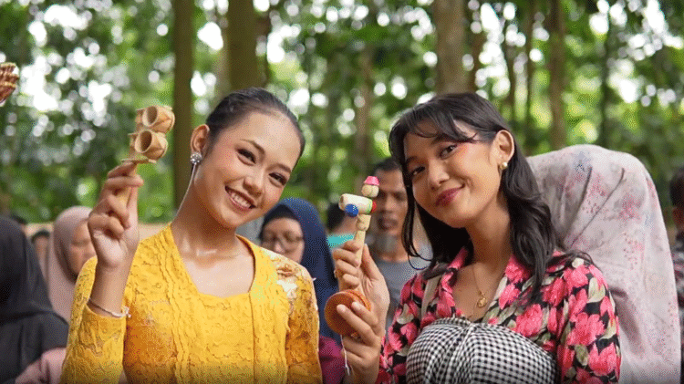 Liputan Intiporia di Pasar Sasagaran - Dok. Intiporia