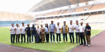 Komisi V DPRD Provinsi Jawa Barat meninjau kesiapan venue PORPROV XV Tahun 2026 di Stadion Patriot Candrabaga, Kota Bekasi, Kamis (9/7/2026). ANTARA/HO-DPRD Jabar